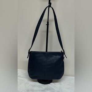 Elegant TIGNANELLO Navy Leather Shoulder Bag